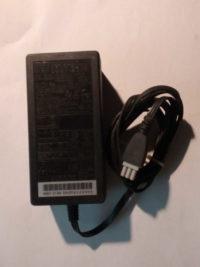 0957-2178 HP bloc d'alimentation entrée 100/240V sortie +32V/+16V 940mA/625mA. Photosmart C4180, OfficeJet J6400 J6450 J6480.